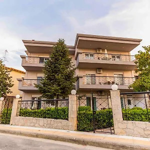 https://irene-suites.hotelschalkidiki.net
